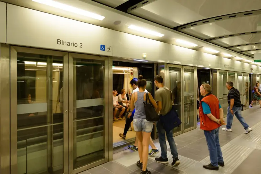 Metro C, Colosseo e Porta Metronia: in un mese i numeri raccontano un doppio uso, trasporto e visita
