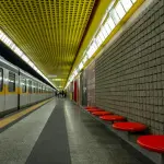 Roma, furti e droga in metro: cinque arresti