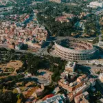 Roma, stop a nuovi minimarket e souvenir nel sito Unesco fino al 2029