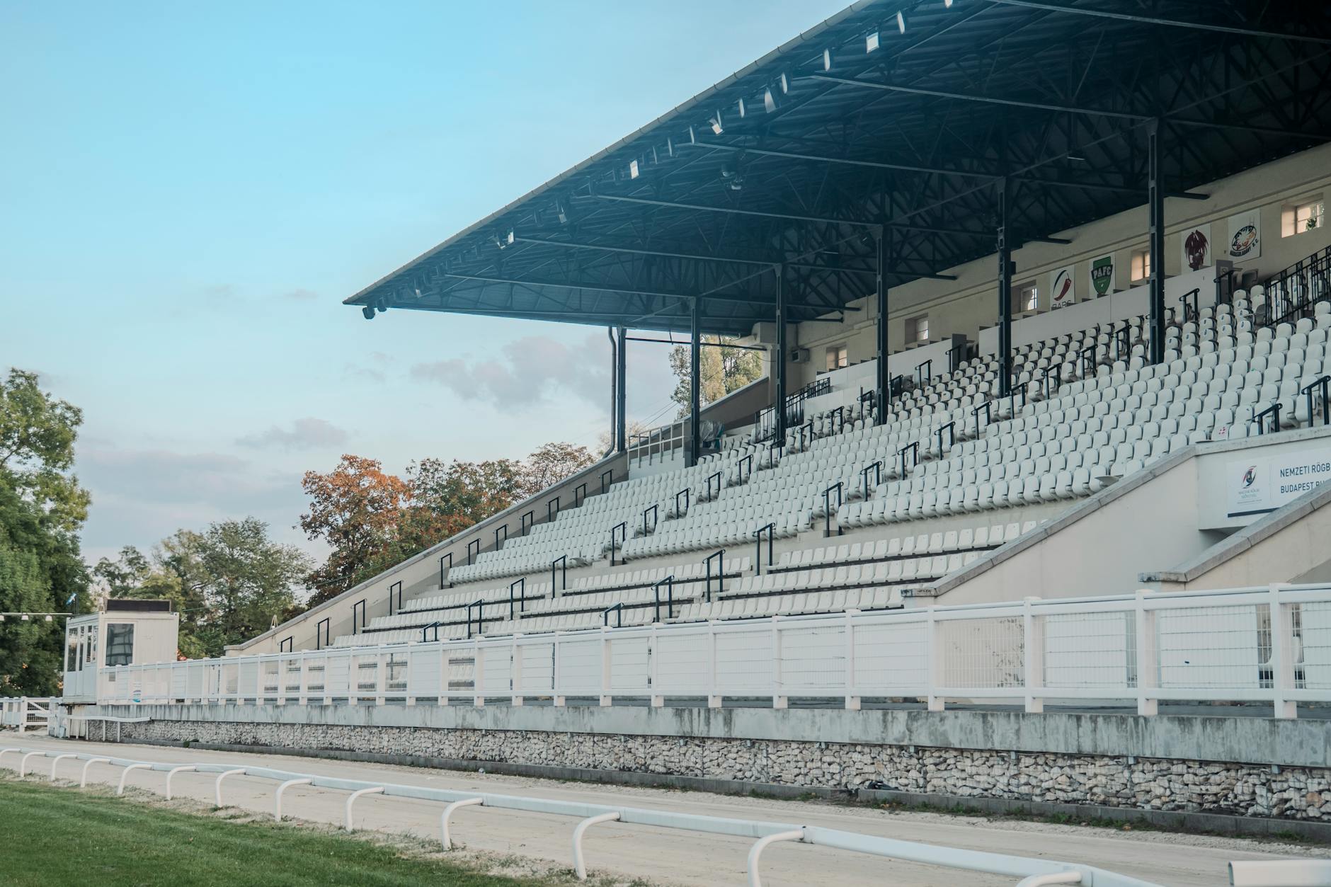 Ippodromo Capannelle, accordo con i sindacati: corse da settembre