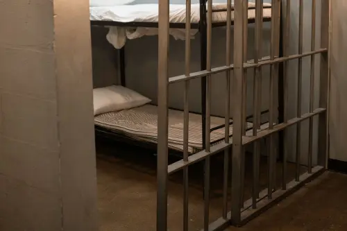 Roma, estorsioni con metodo mafioso: 31enne in carcere