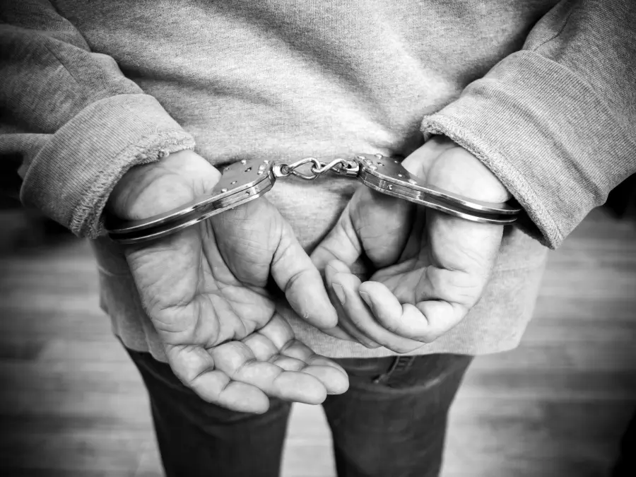 Roma Termini, rapina in via Manin: arrestato un ventenne