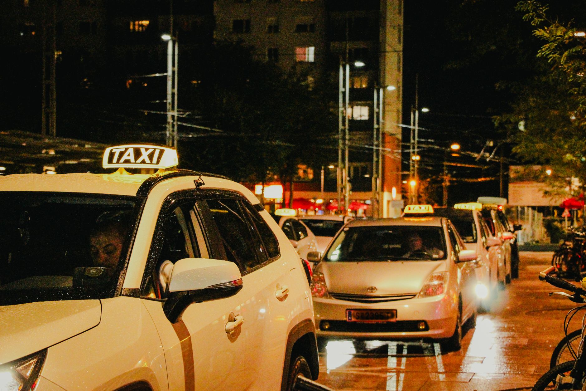 Roma Taxi 2030, piano su posteggi, digitale e corsie preferenziali