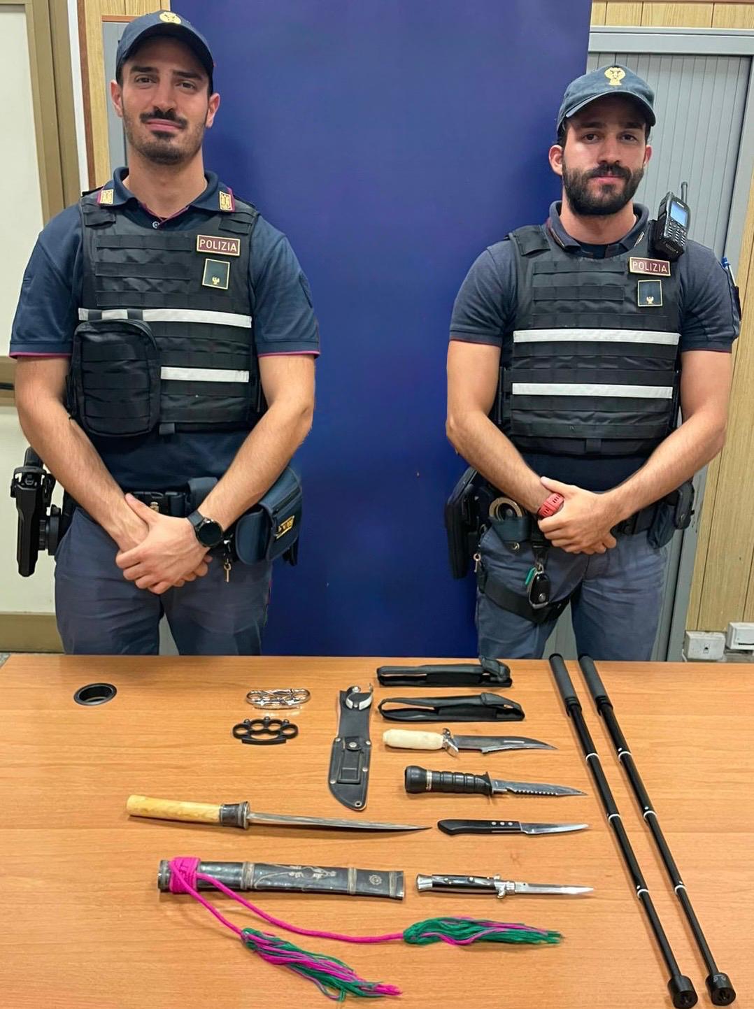 Roma, coltello alla gola di un cliente: arrestato