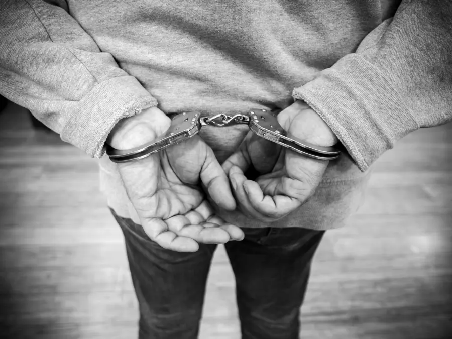 Roma, furti e rapine in più quartieri: cinque arresti della Polizia